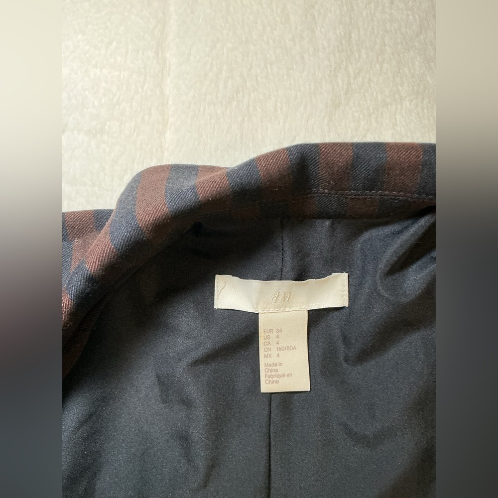 Women's Striped Black and Brown Blazer - Picture 5 of 10